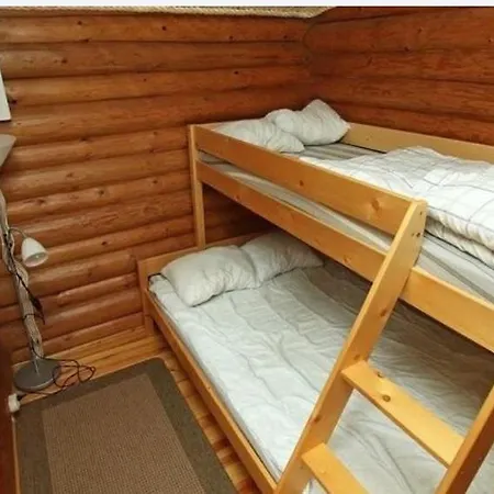 Seitsemisen Kansallispuisto Aurejaervi *